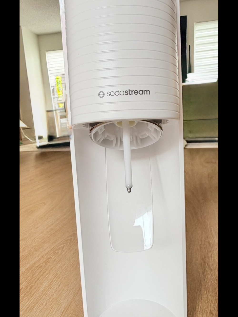 SodaStream White Home Sparkling Water Maker